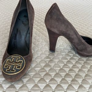 Tory Burch Brown Suede Pumps Size 6